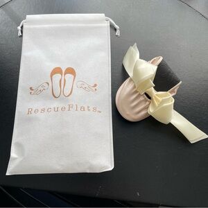 NWT Ladies Cream Rescue Flats